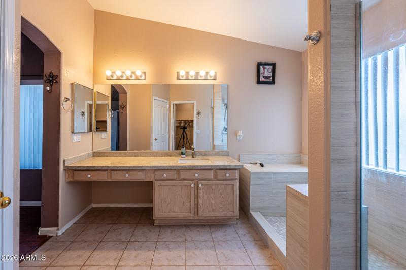 37Suprise 3bed 2bath 15551 N Lasso DR Wa