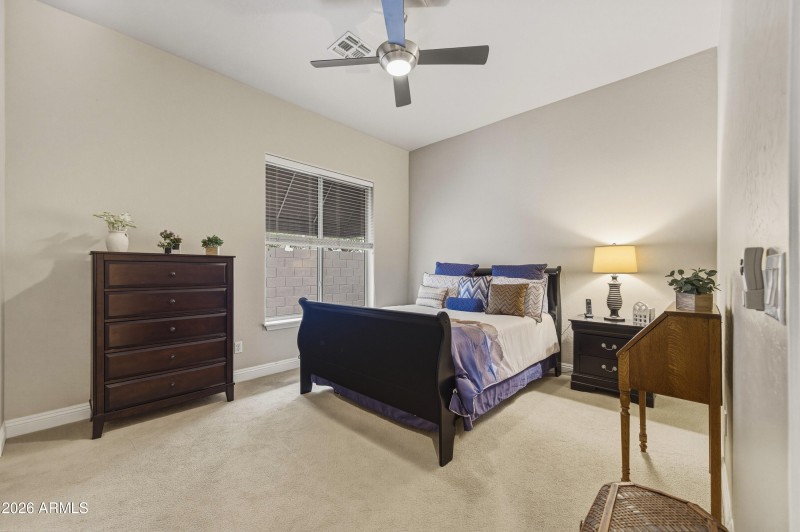 636 E Vermont Dr-137