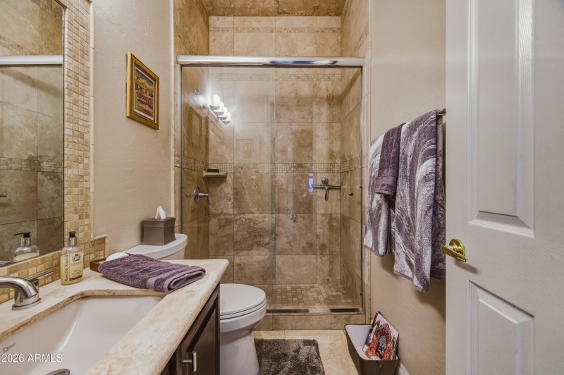 636 E Vermont Dr-141