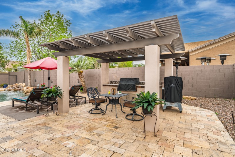 636 E Vermont Dr-145