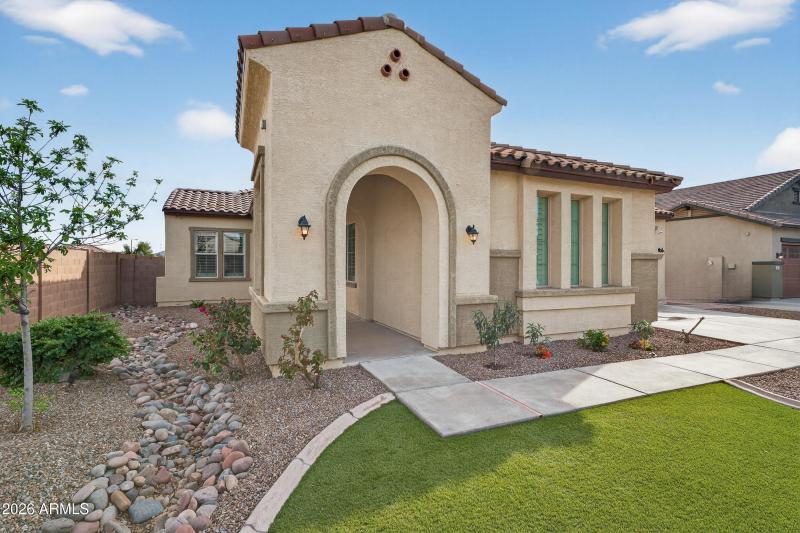 Low Maintenance Frontyard