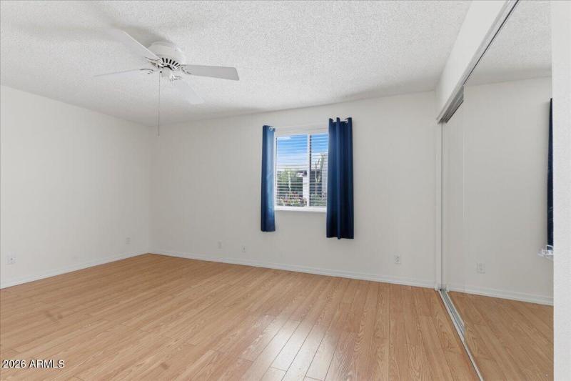 Oversized 2nd Bedroom