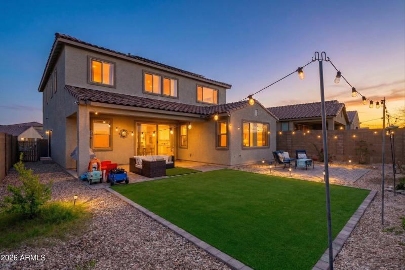 02-Backyard Sunset View