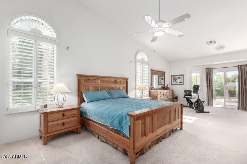 20220521221414455092000000-o