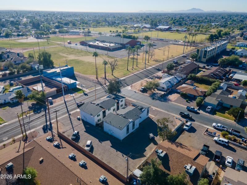 1st Ave Apartments-7