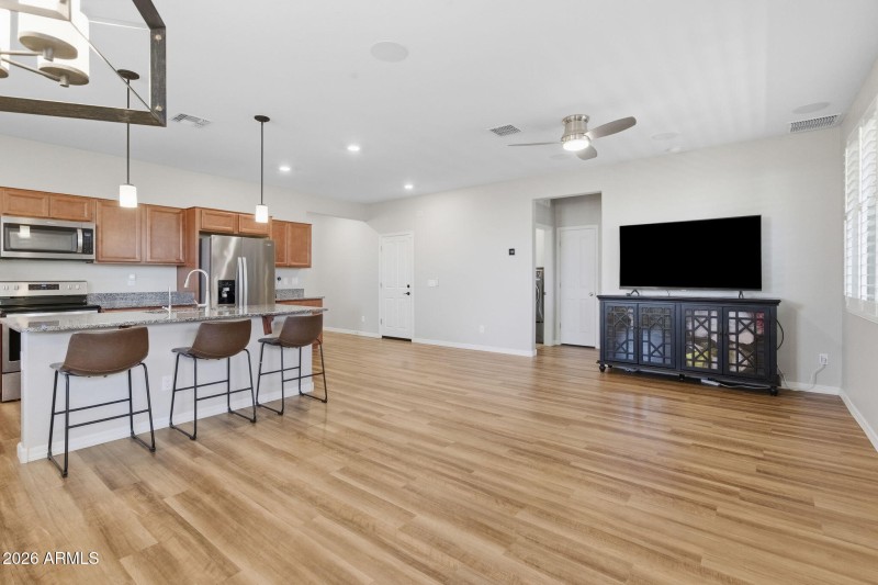 11-web-or-mls-16640 E Jean Dr-11