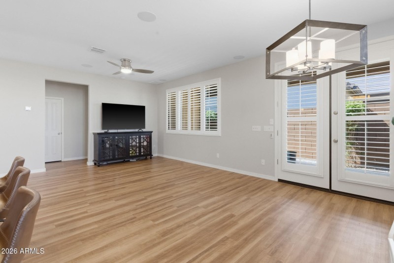 10-web-or-mls-16640 E Jean Dr-10