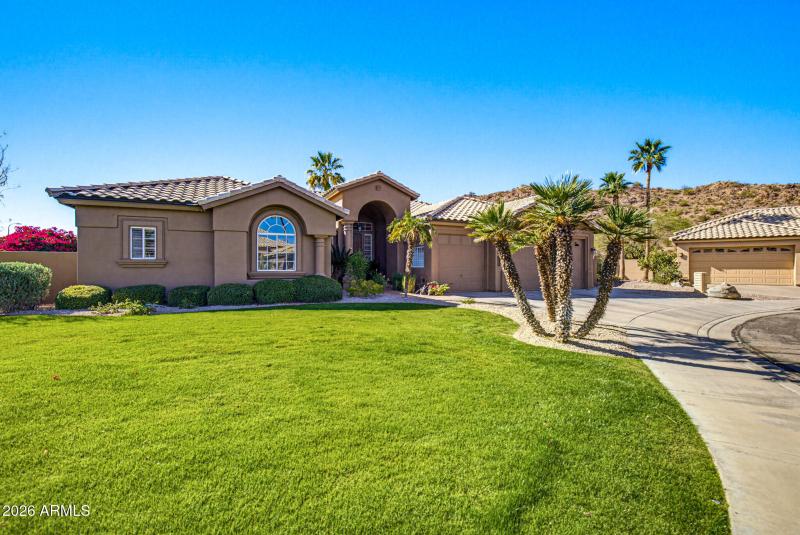 Front 2630 E Silverwood