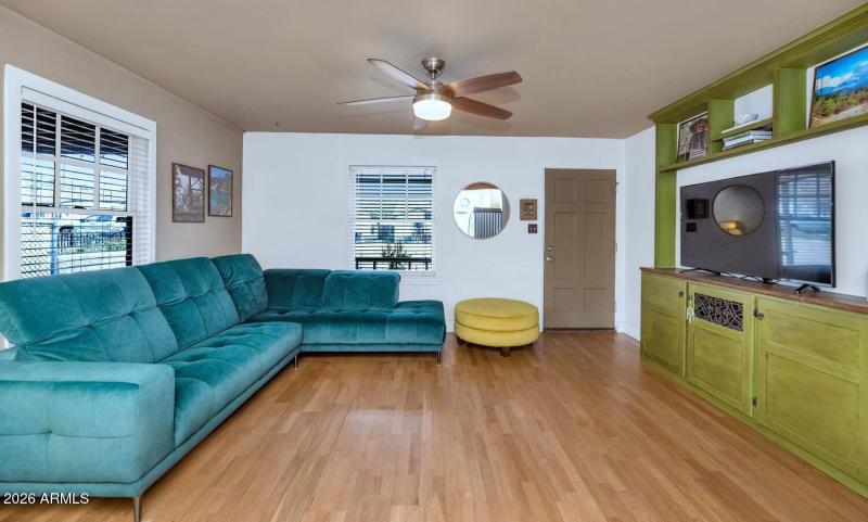 9624 N 2nd St-009-016-1500x901