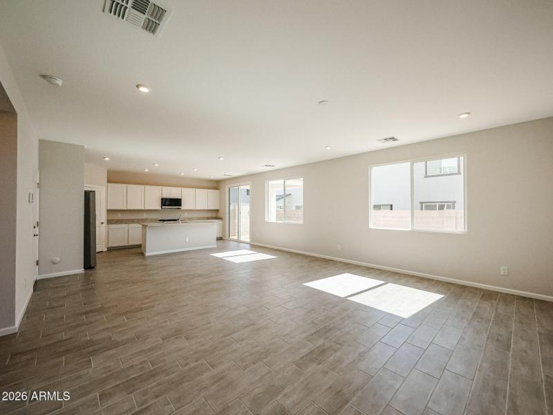 07_Lanner-Superstition-Vistas_Apache-Jun