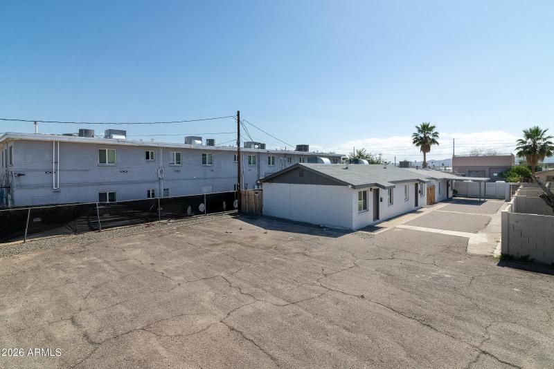 2142_Taylor_MLS_0032