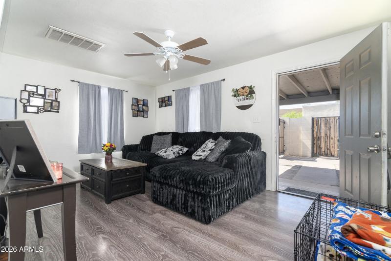 2142_Taylor_MLS_0020