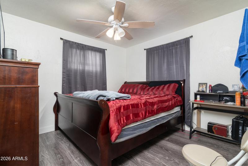 2142_Taylor_MLS_0022