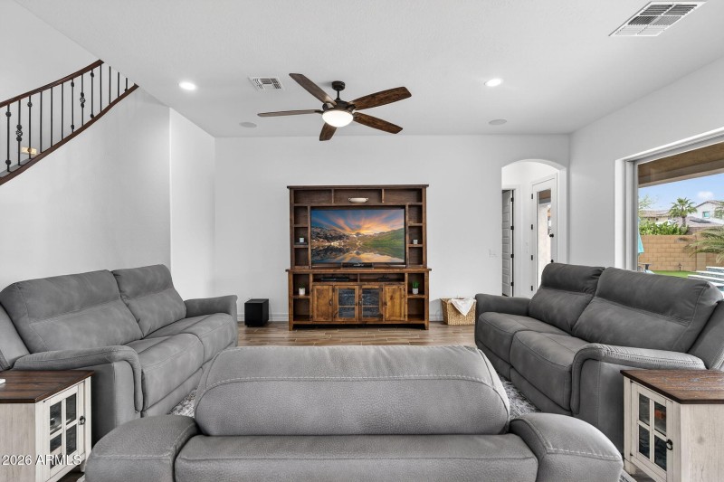 12-web-or-mls-09Quantum Way