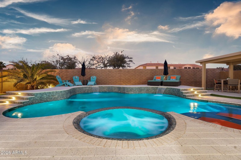 65-web-or-mls-4717 Quantum Way-12