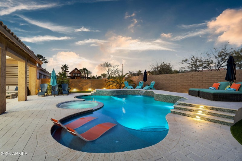 66-web-or-mls-4717 Quantum Way-8