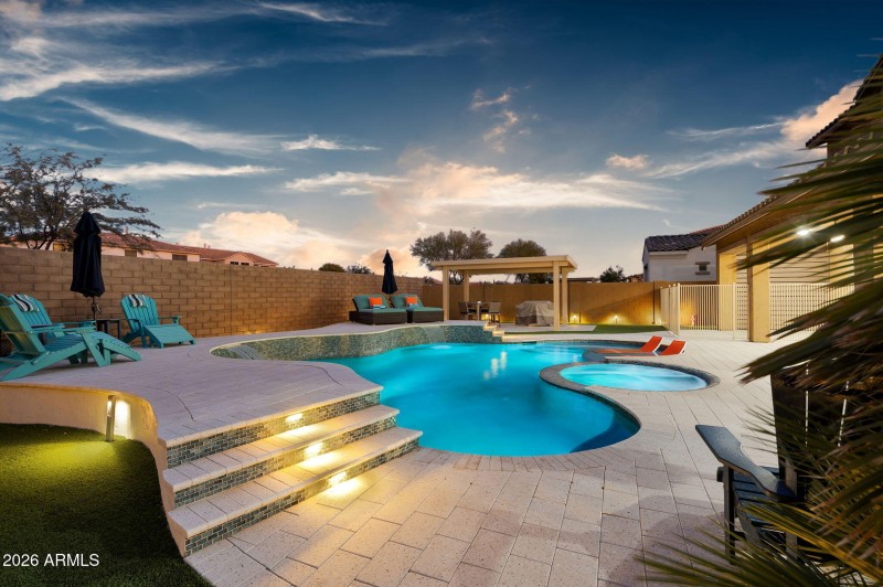 68-web-or-mls-4717 Quantum Way-13