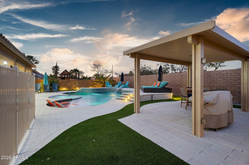 69-web-or-mls-4717 Quantum Way-7