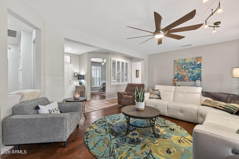 15_16021_W_Silver_Breeze_Dr15_mls