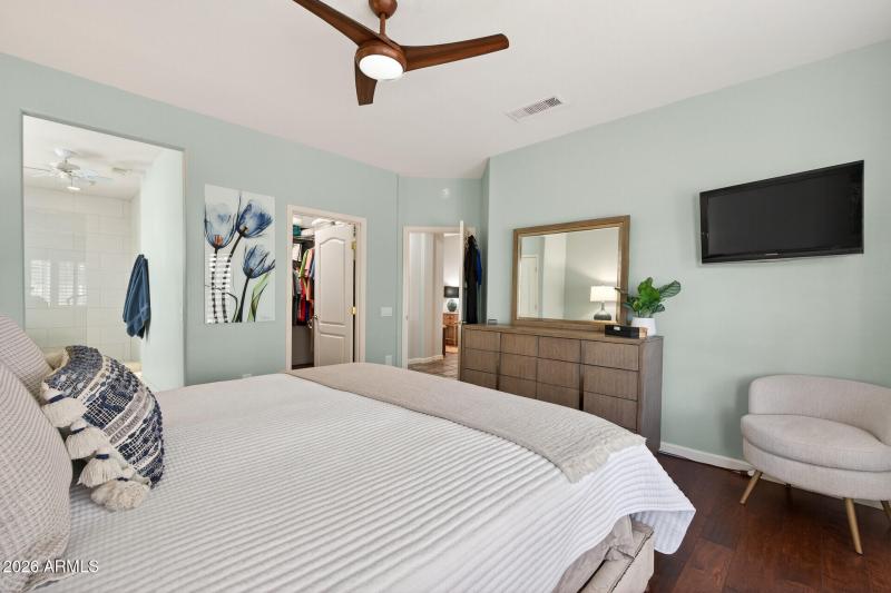 36_16021_W_Silver_Breeze_Dr36_mls