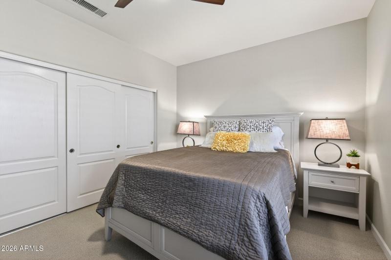 43_16021_W_Silver_Breeze_Dr43_mls