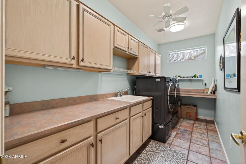 47_16021_W_Silver_Breeze_Dr47_mls