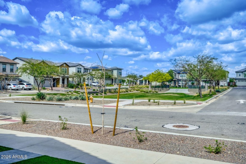 1949 W Holden Dr - Web Quality - 004 - 0