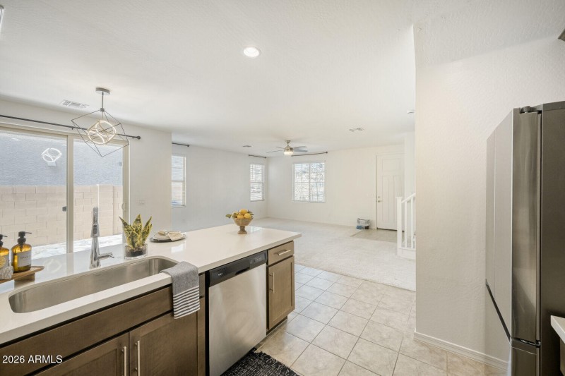 1949 W Holden Dr - Web Quality - 012 - 1