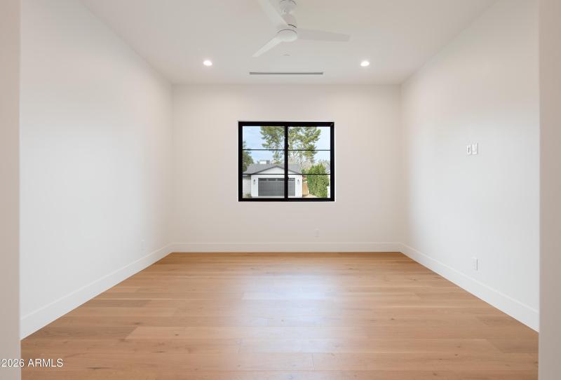 PropertyImageCo_2901EPiersonSt_WEB_43