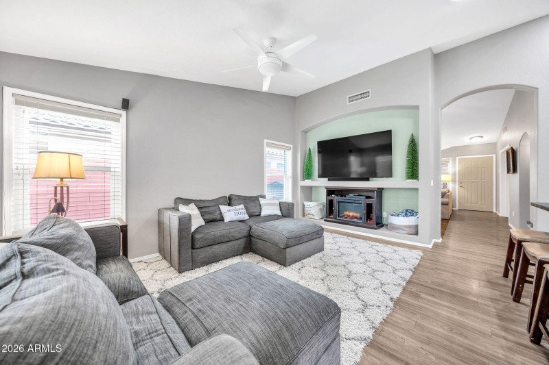 15249 W Honeysuckle Ln-8