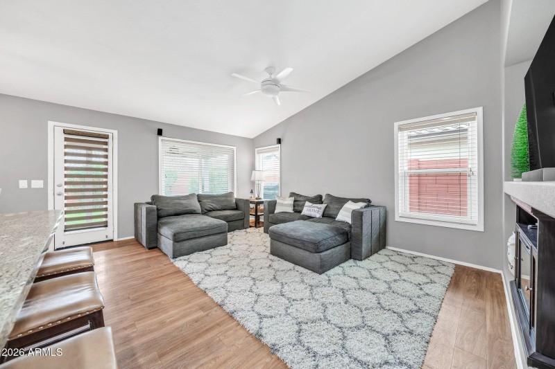 15249 W Honeysuckle Ln-9