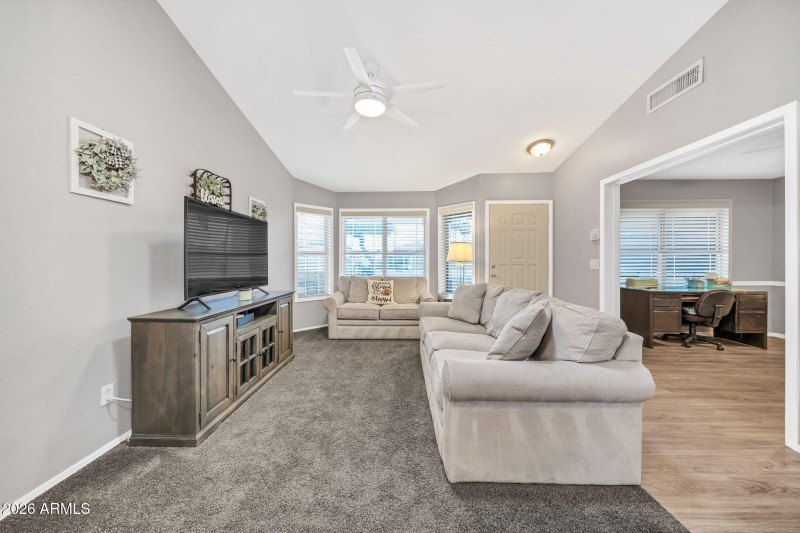 15249 W Honeysuckle Ln-14