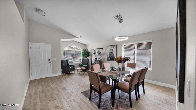 FORMAL LIVING DINING ROOM