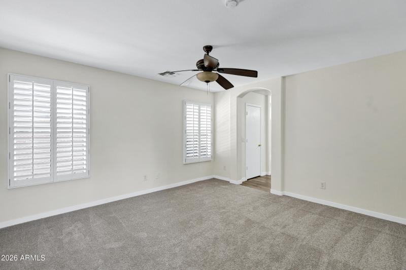 1140 E Ferrara St-24