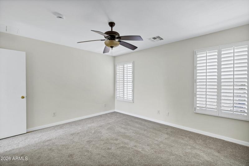 1140 E Ferrara St-26