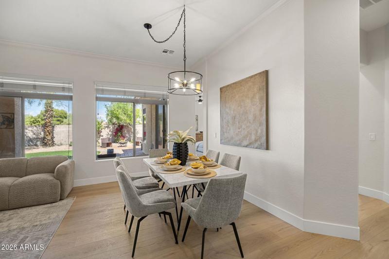 11-web-or-mls-928-w-juniper-ave