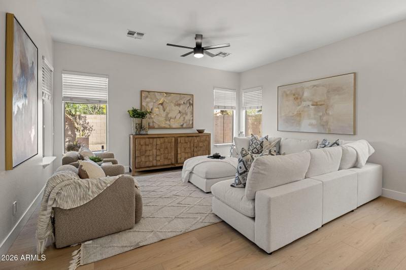 20-web-or-mls-928-w-juniper-ave