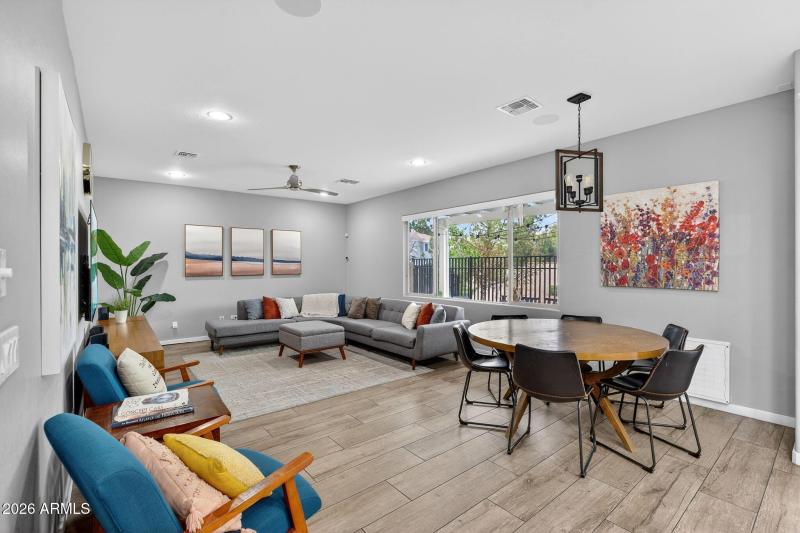 6-web-or-mls-08N Sparrow Ct