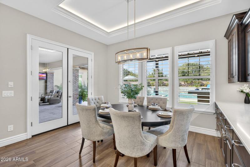 28-web-or-mls-59E Mead Dr