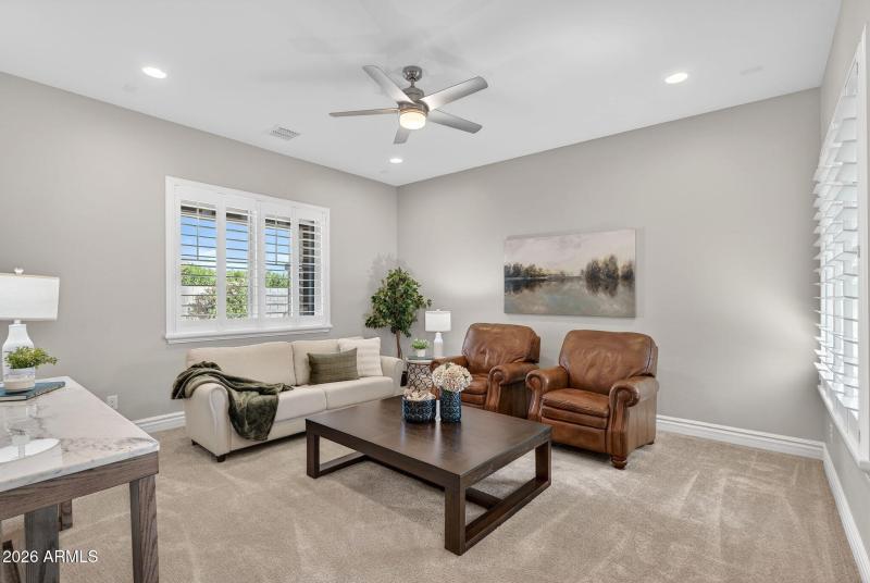 31-web-or-mls-49E Mead Dr