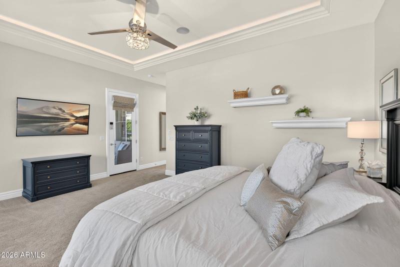 38-web-or-mls-37E Mead Dr