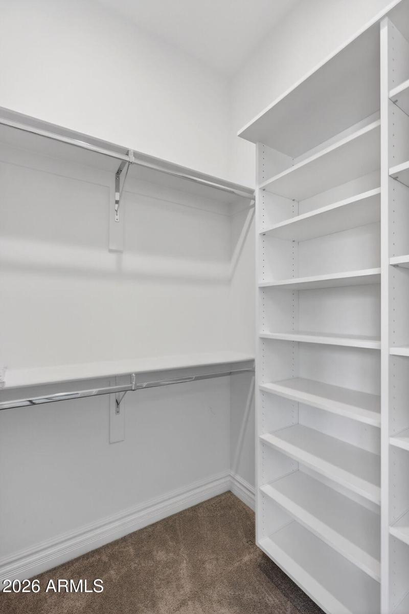 46-web-or-mls-23E Mead Dr