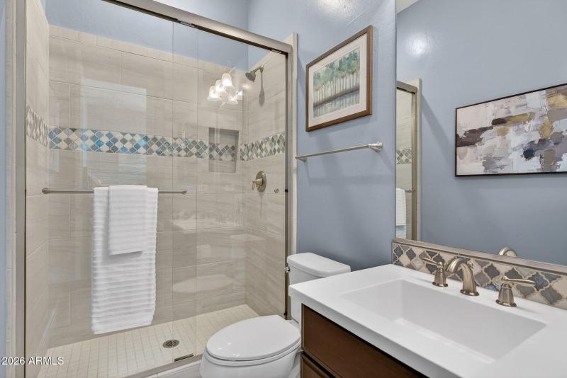 51-web-or-mls-31E Mead Dr