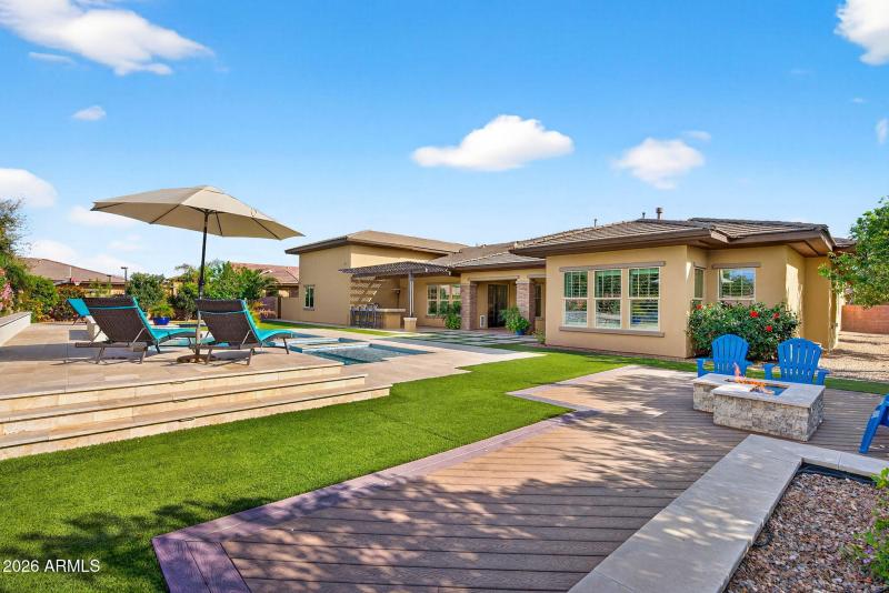 68-web-or-mls-66E Mead Dr