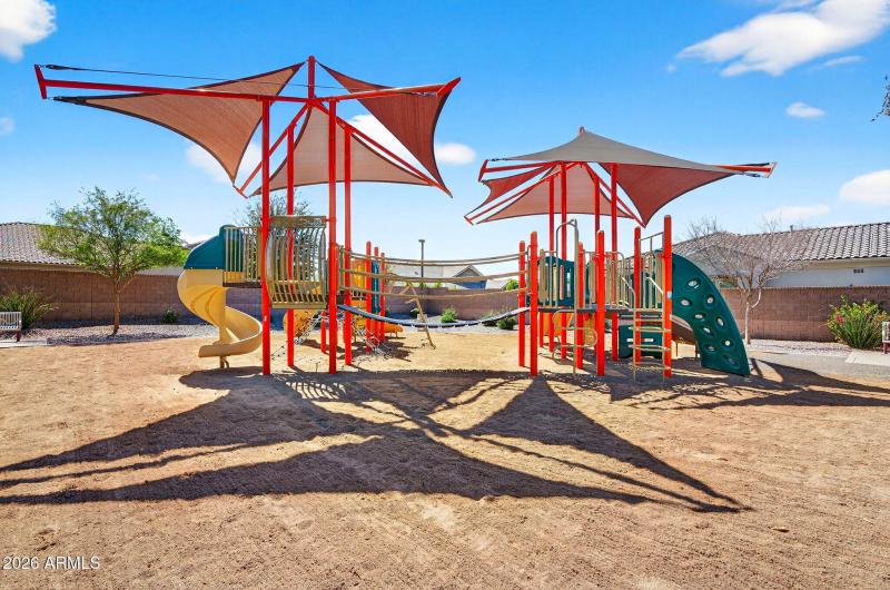 96-web-or-mls-04E Mead Dr