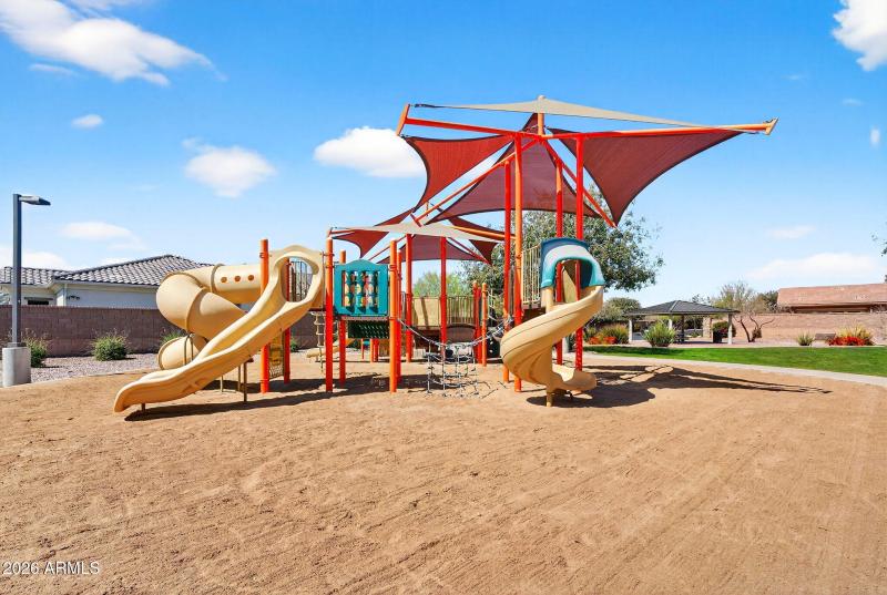 97-web-or-mls-05E Mead Dr