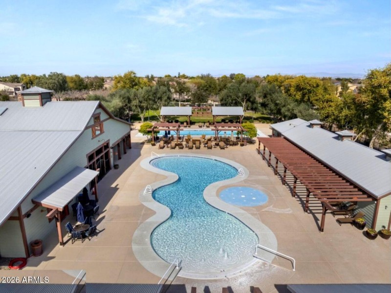 pool_marketing_dramatic