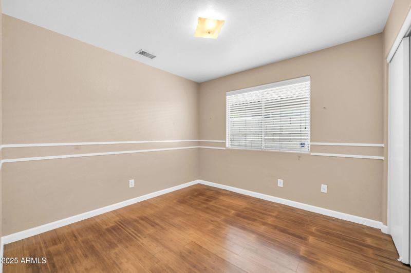 8544 W Cherry Hills Dr-26