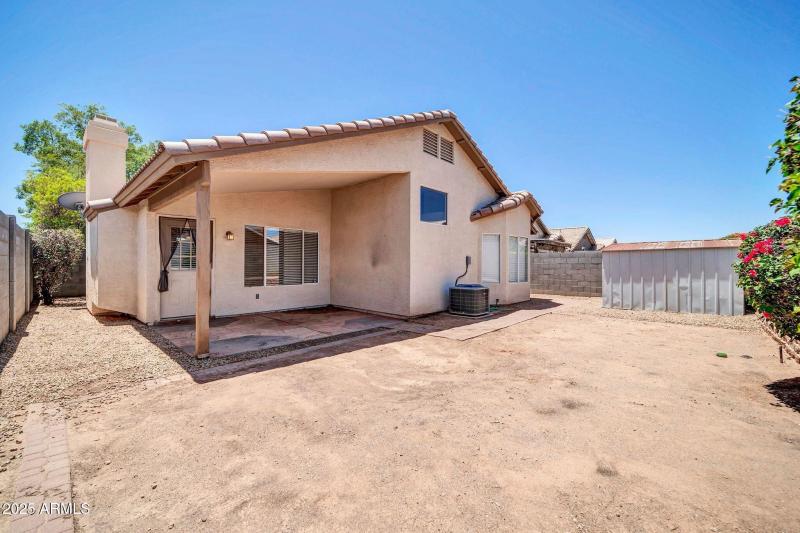 8544 W Cherry Hills Dr-33