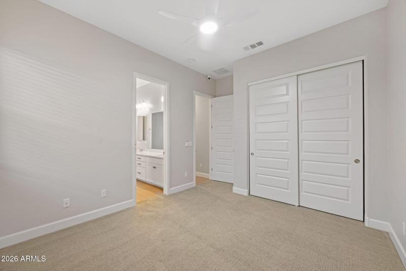 25-web-or-mls-2860-e-pinto-dr